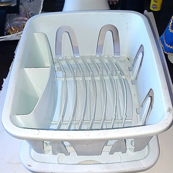 Mini RV dish strainer - Picture 1 of 5